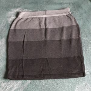 Euc. Grey Rickis skirt